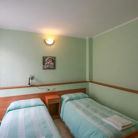 Casa Per Ferie S. Giuseppe Οικονομικό ξενοδοχείο Macugnaga